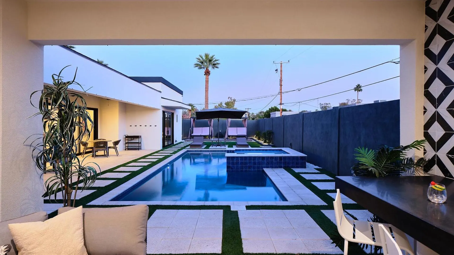 別荘 Havana - Walk To Old Town - Heated Pool & Spa スコッツデール